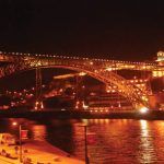 vista noctura puente y convento