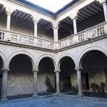 PATIO-PLATERESCO-DEL-PALACIO-JUAN-PIZARRO