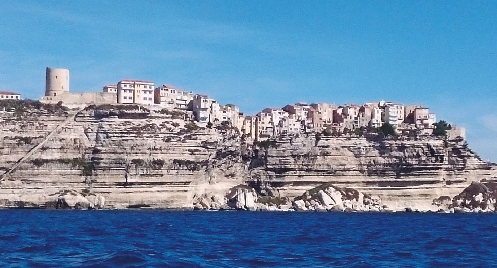 LA DESCONOCIDA E INESPERADA CÓRCEGA k2_items_src_4f4d9fa294e26f44f90908a15cafba41