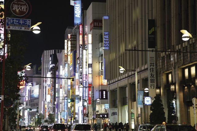 Shinjuku-©Yasufumi-Nishi©JNTO