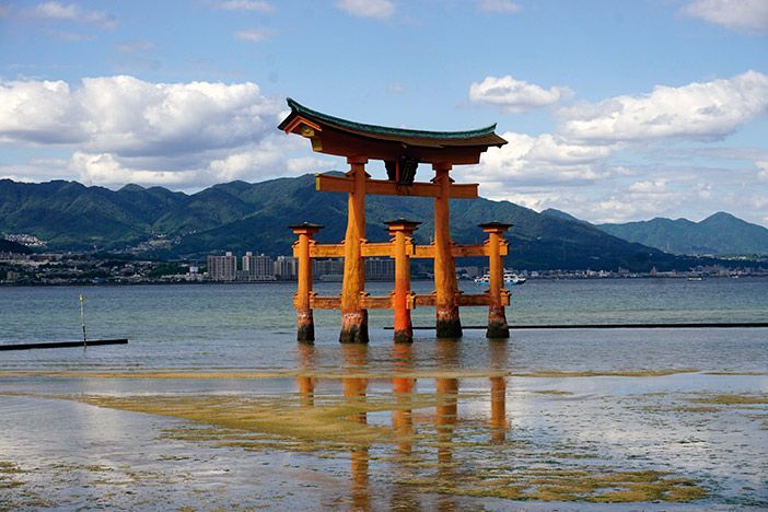 Torii-Santuario-de-Itsukushima