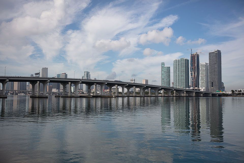 Downtown-Miami_Venetian-Islands_Causeway_Bridge_Intracoastal-Waterway-20180507-112