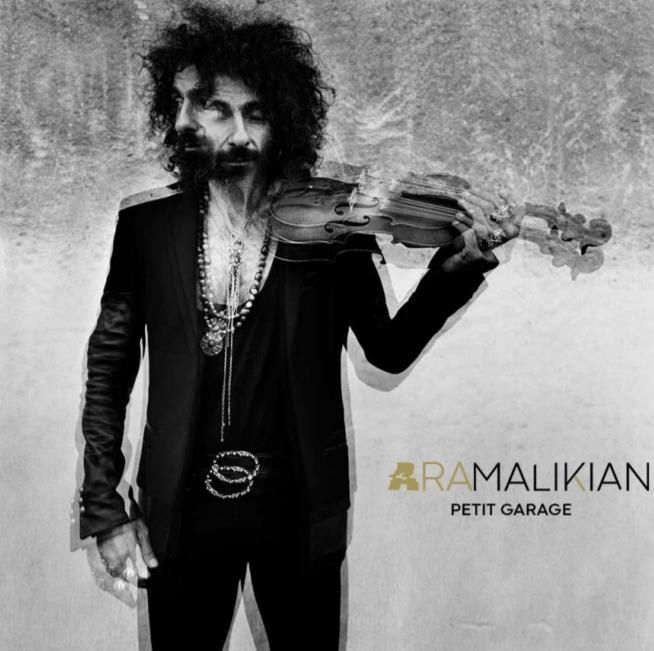 Ara Malikan presenta `Petit Garage´, su nuevo trabajo discográfico k2_items_src_b96b0675996074d026b87e19f230d72d