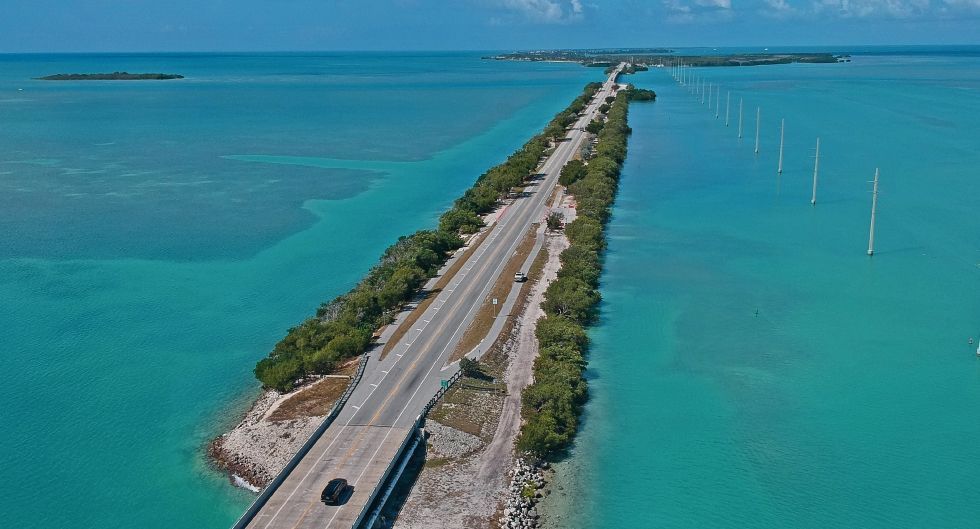 LOS CAYOS DE FLORIDA, CAYO HUESO k2_items_src_42433d914d50be2debde725181e28d45