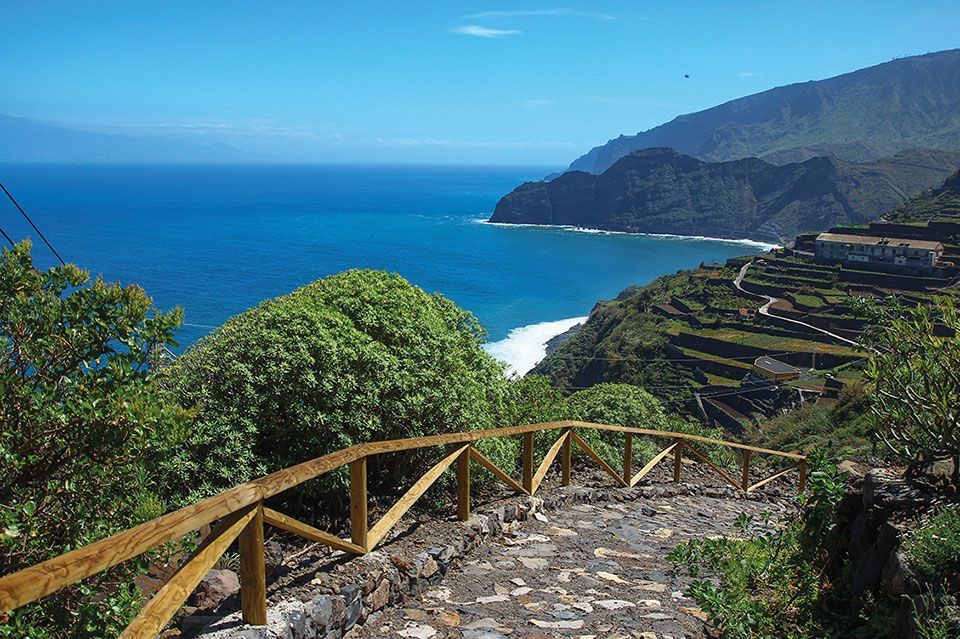 Sendero-Roquillo-Agulo-1