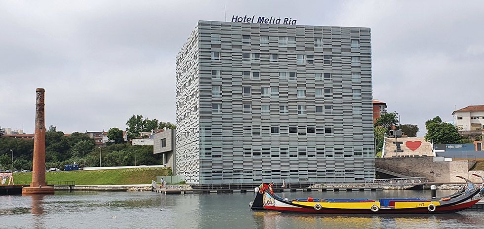 HOTEL-MELIA-Y-MOLICEIRO