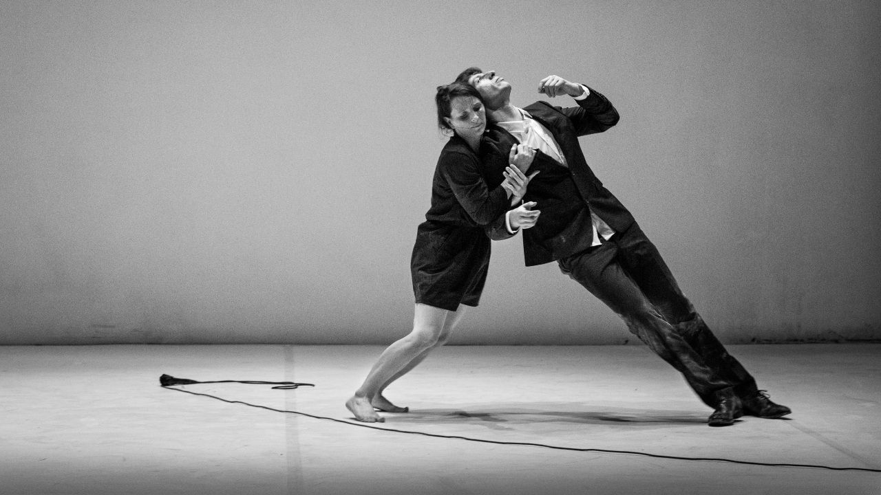 Baro d’evel presenta "Là" en Naves del Español k2_items_src_0dab4f73f8e74db8e0ccfc58e81bacd1