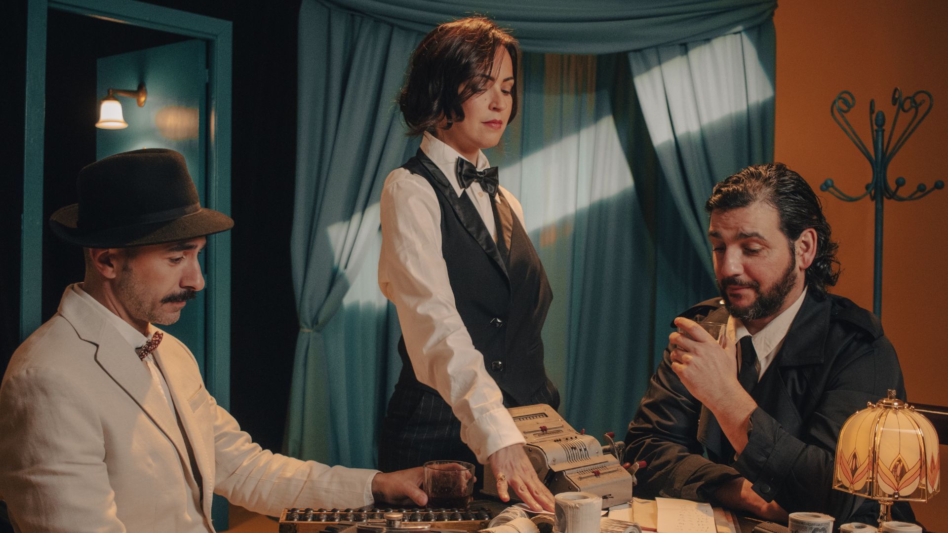 Rayden y Verónica Sánchez se unen a Fran Perea en "Uno más uno son 20" Me sale a cuenta