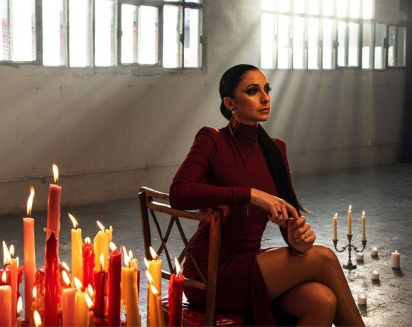 Maria Pelae en una foto promocional del nuevo single