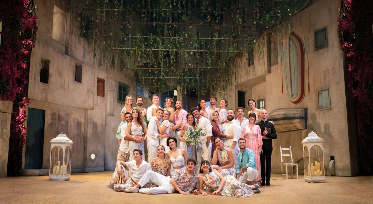Mamma Mia!, El musical mamma_mia_javier_naval_escena_058_max