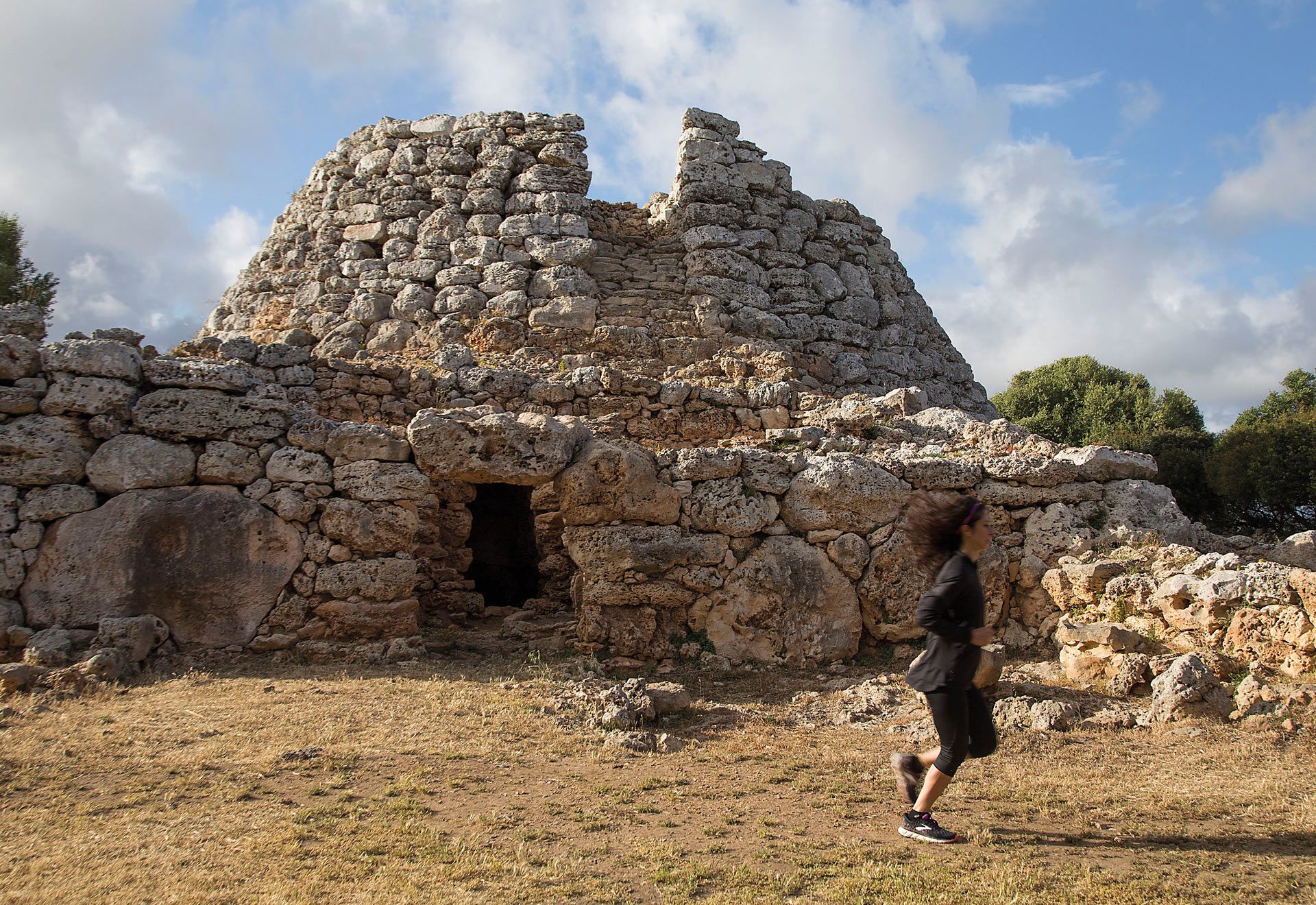 Menorca Talayótica: declarada Patrimonio Mundial de la UNESCO Poblado-Talayótico—Cornia-Nou