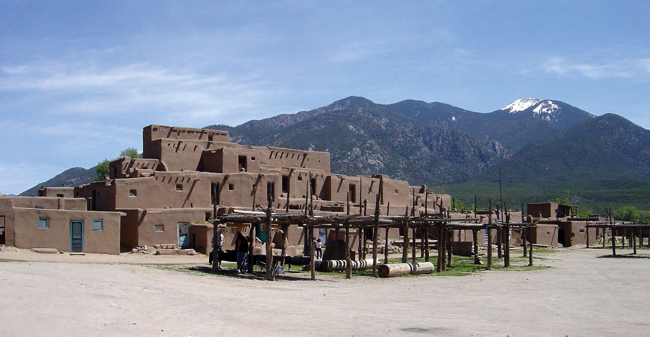 Edificios singulares en el mundo II Taospueblo