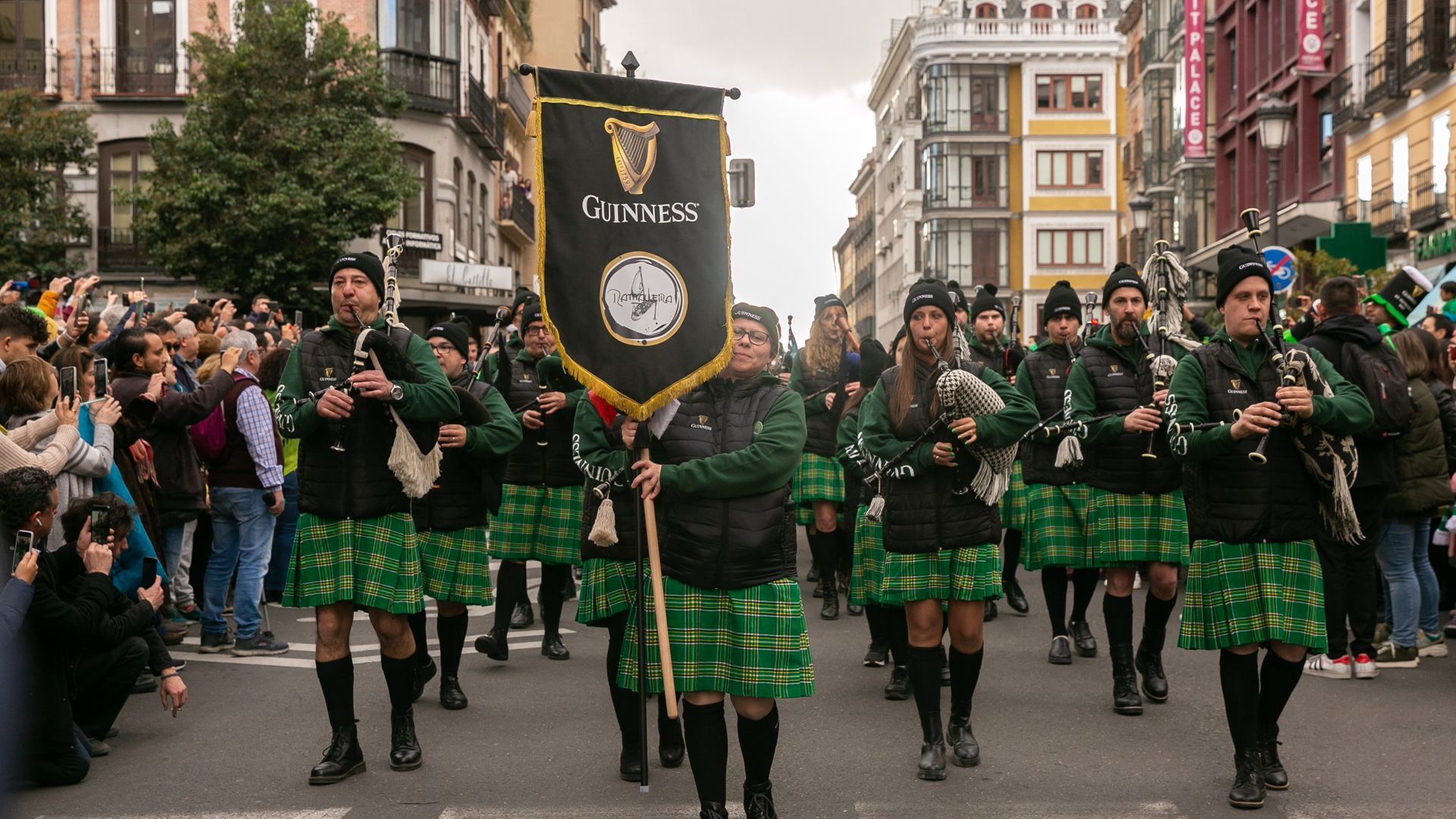 La Gran Vía de Madrid acogerá el II desfile de St. Patrick Desfile Guiness