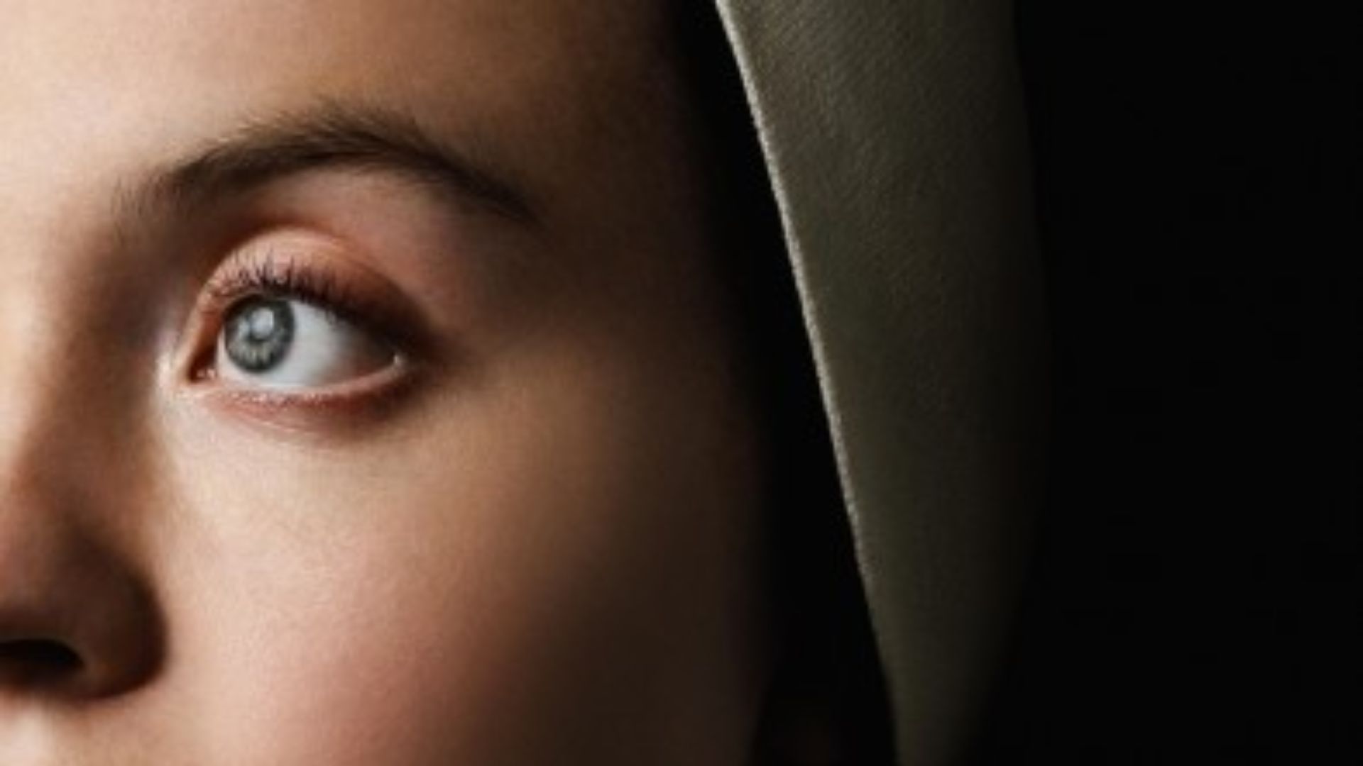 Este es un primer vistazo a "Immaculate", con Álvaro Morte y Sydney Sweeney Poster Immaculate