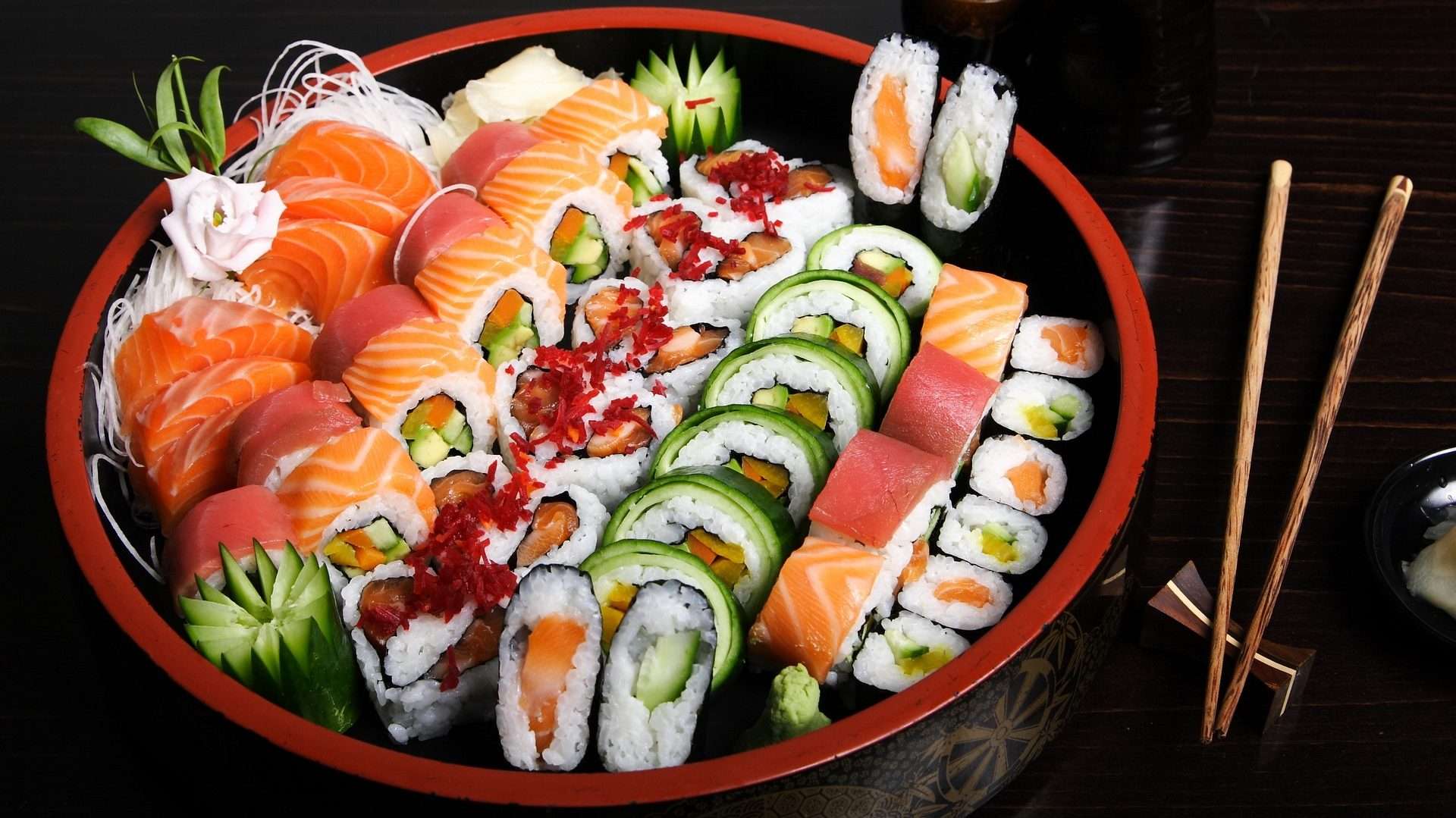 sushi-5002639_1920