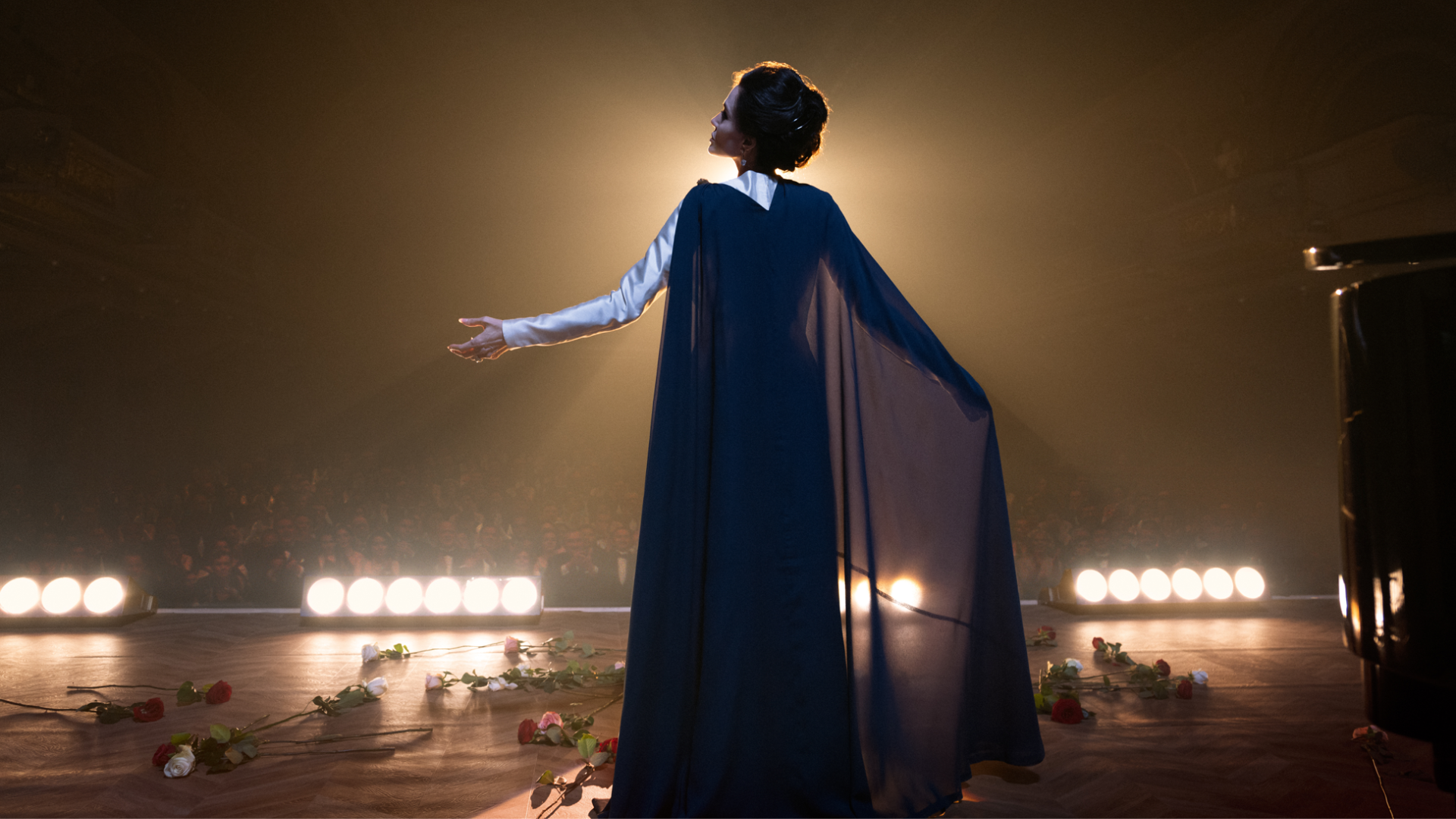 Este es un vistazo a "María", el nuevo sobre María Callas protagonizado por Angelina Jolie María Callas angelina jolie